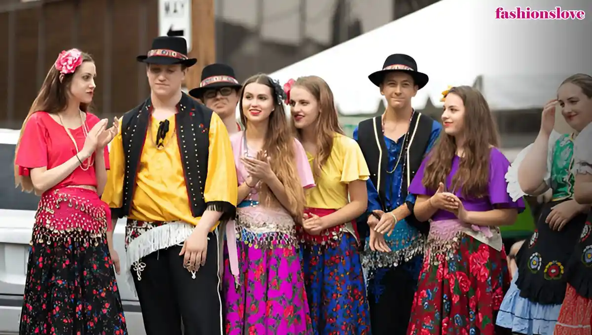 traditional clothing in usa